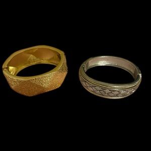 2 Bangles/Bracelets